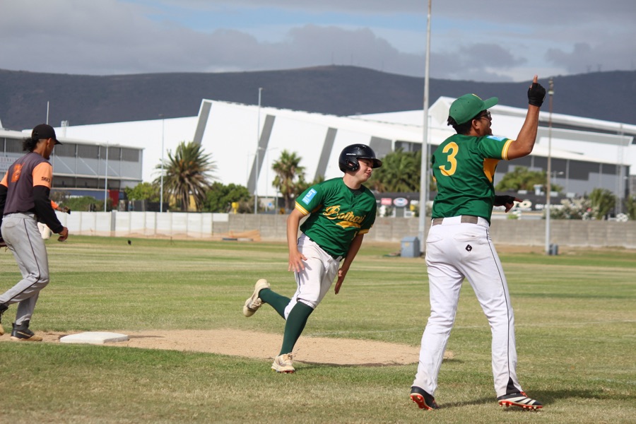 3rd Side team action photo 2