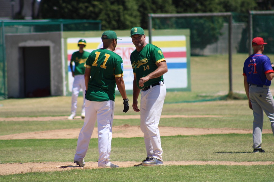 Masters team action photo 2