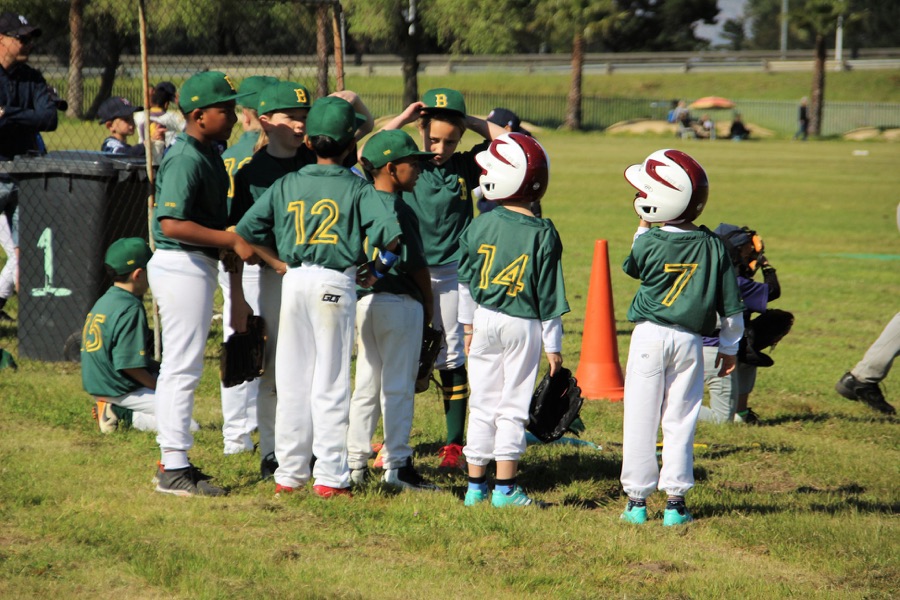 Pee Wee team action photo 1