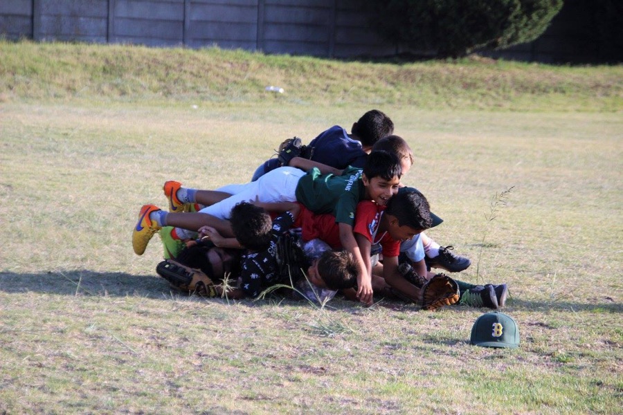 Pee Wee team action photo 3