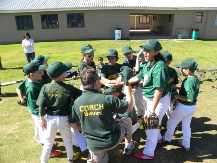 Pee Wee team action photo 5